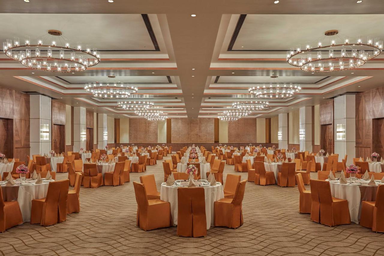 Doubletree By Hilton Varanasi Luaran gambar