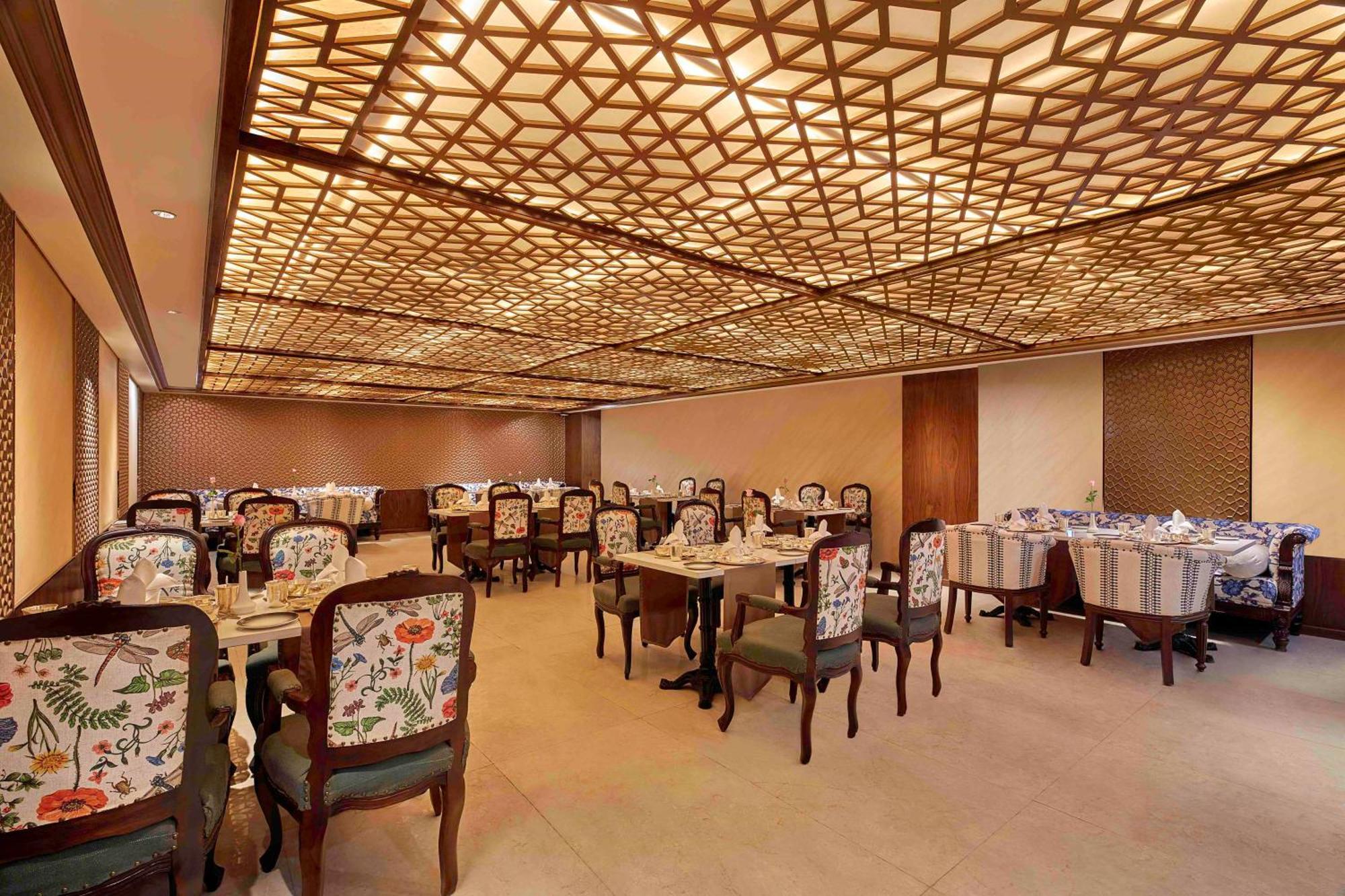 Doubletree By Hilton Varanasi Luaran gambar