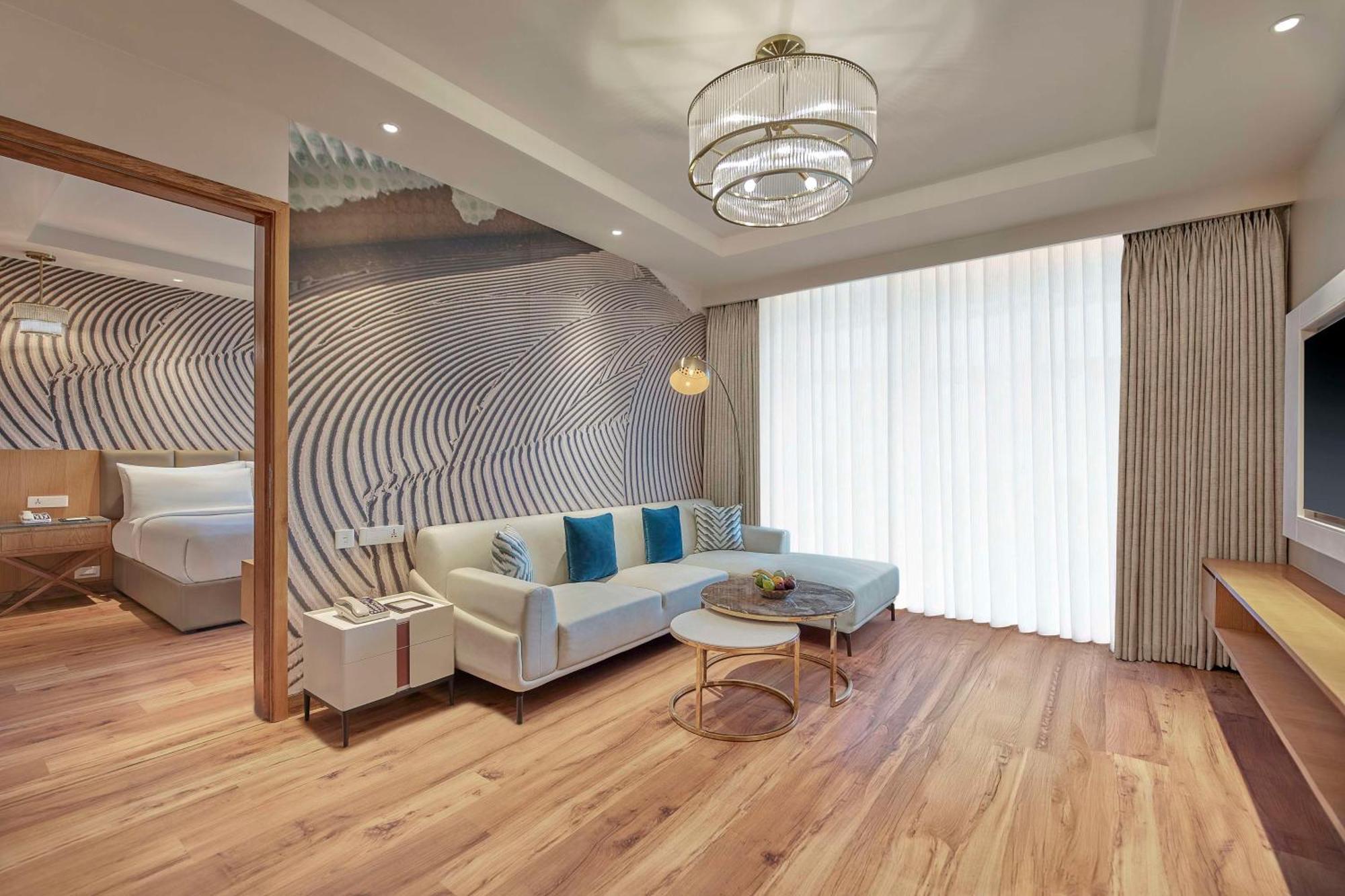 Doubletree By Hilton Varanasi Luaran gambar